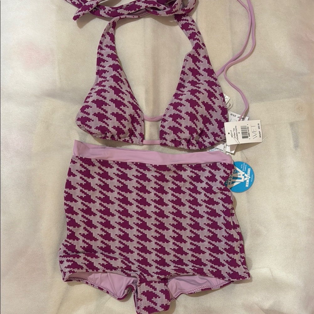 NWT Brazilian knot fabric swim/surf wear by Wet LA.  Sz M top & bottom